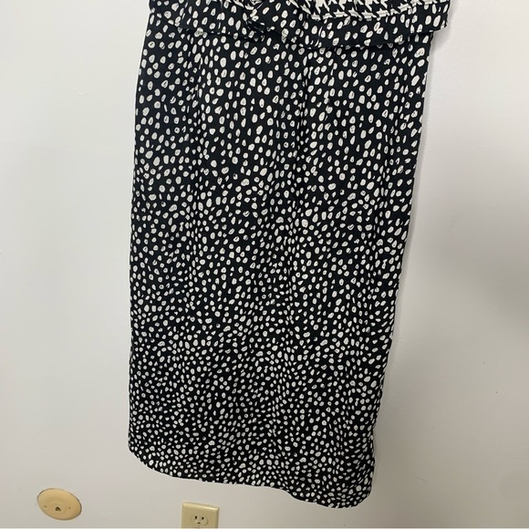 River Island black white polka dot ruffle short sleeve midi dress - Picture 6 of 10